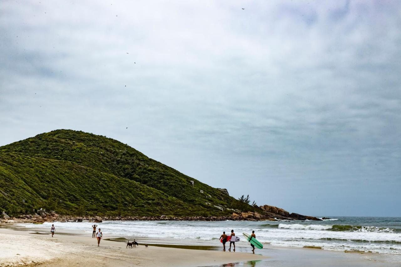 インビトゥバ Rosa Lofts - Praia Do Rosaヴィラ エクステリア 写真