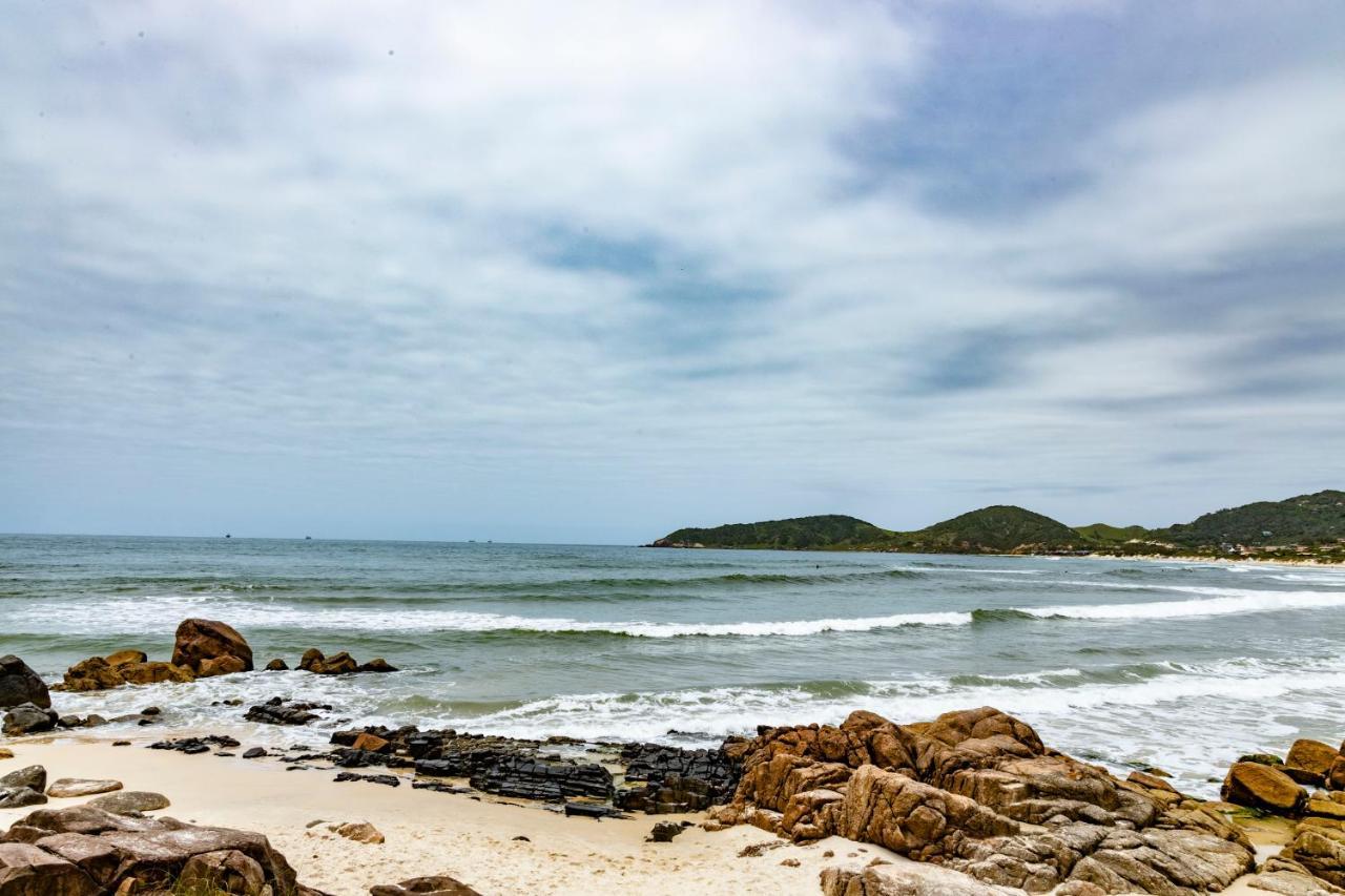 インビトゥバ Rosa Lofts - Praia Do Rosaヴィラ エクステリア 写真